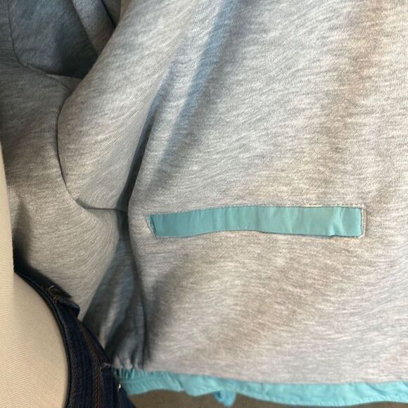 Universal Studios Hollywood Windbreaker Jacket-NWOT - Picture 7 of 9